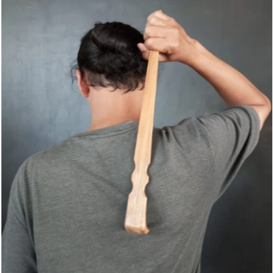 Alat Pijat Garuk Punggung/ Alat Garuk Bahan Kayu