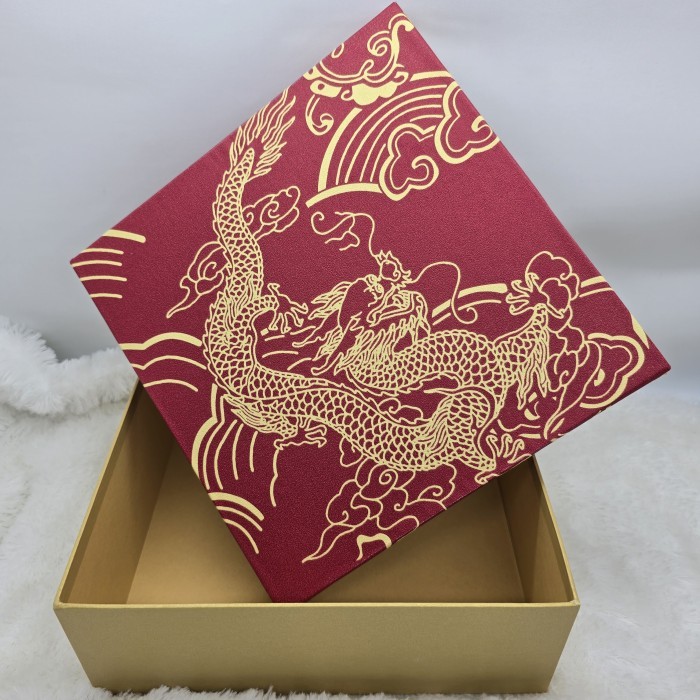 

BOX STANDAR WP CHINESE DRAGON 22x22x8cm / kotak kue lapis imlek / hamper sangjit