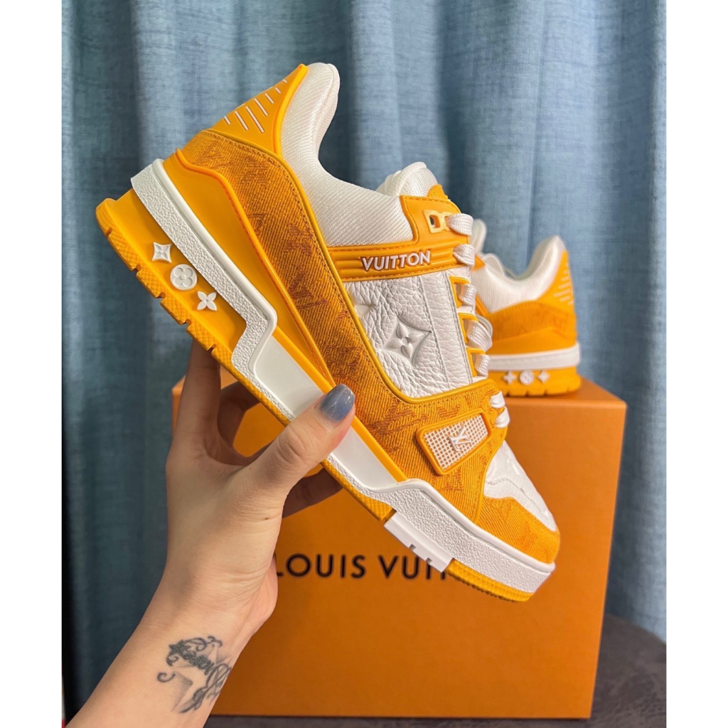 ✨LOUIS VUITTON Trainer sepatu fashion low-top jahitan denim kulit sapi pria oranye [✅Kotak hadiah]