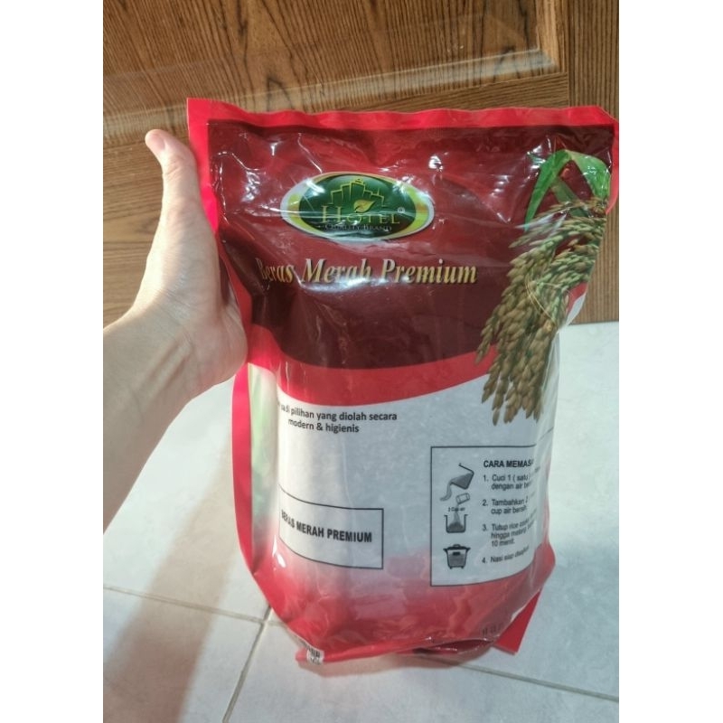 

Beras Merah Premium Hotel 2 Kg FREE PACKING BUBBLE Aman