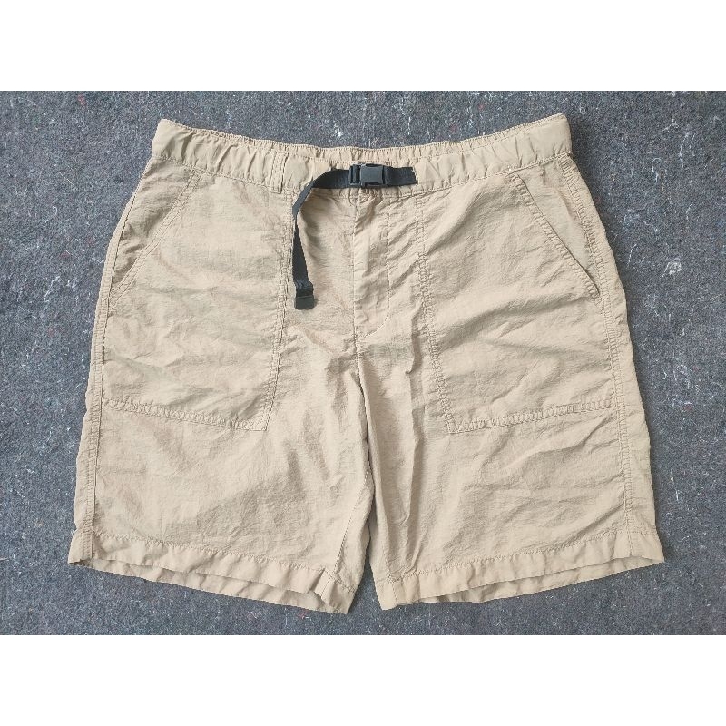 Celana Pendek Utility Uniqlo