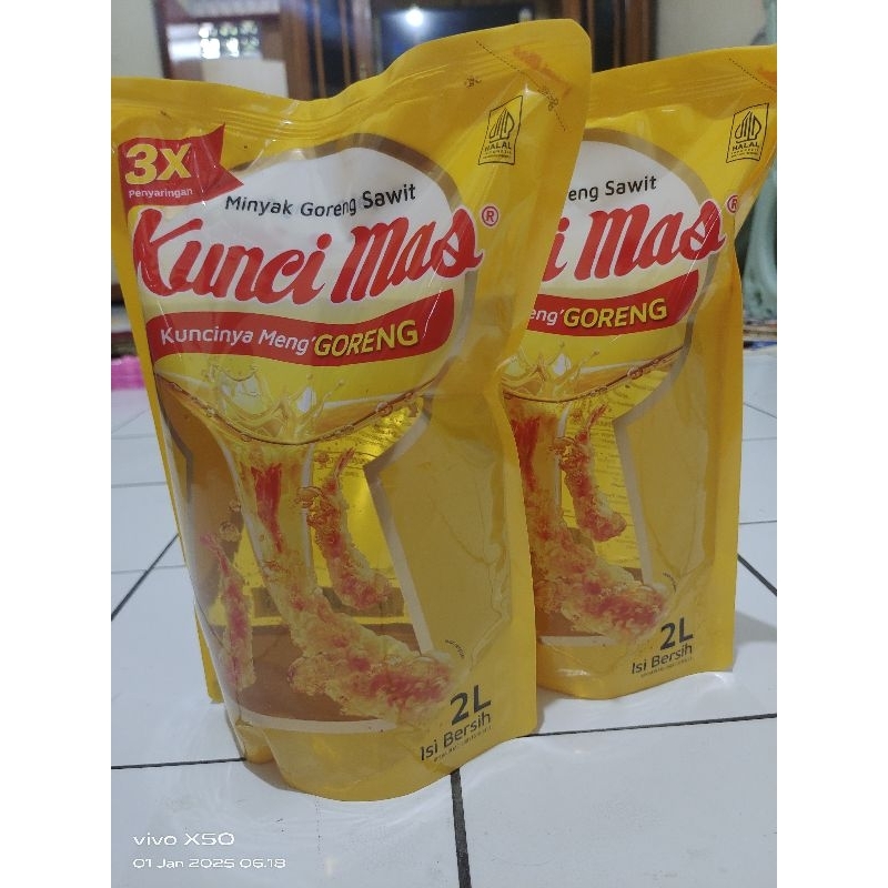 

Minyak Goreng Premium Kunci Mas 2Liter
