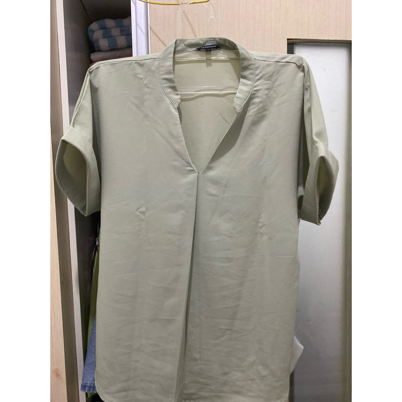 Blouse wanita Executive Green lengan pendek