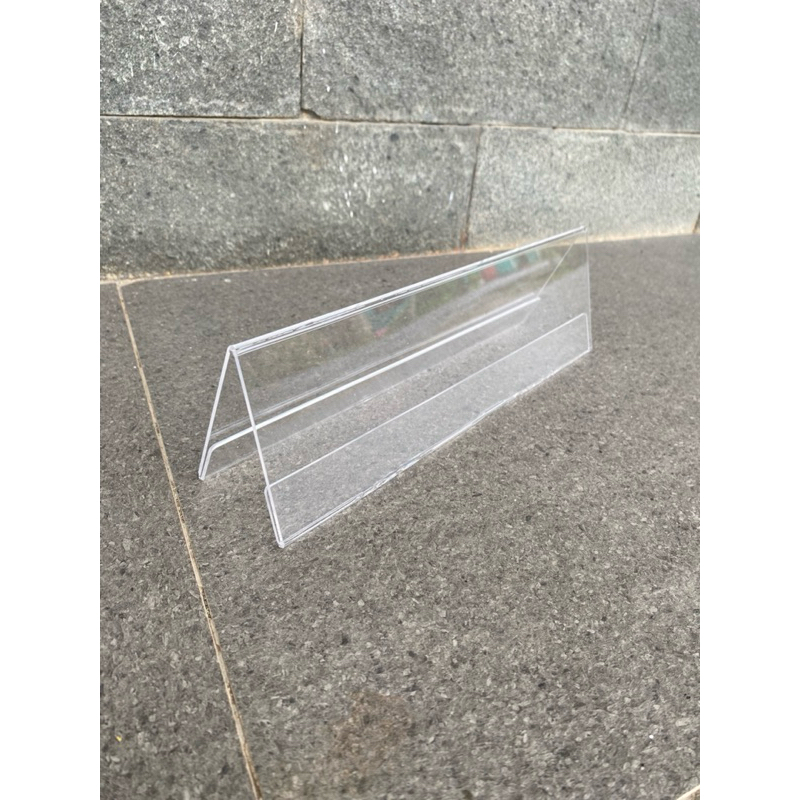 Papan nama akrilik/papan nama kelas