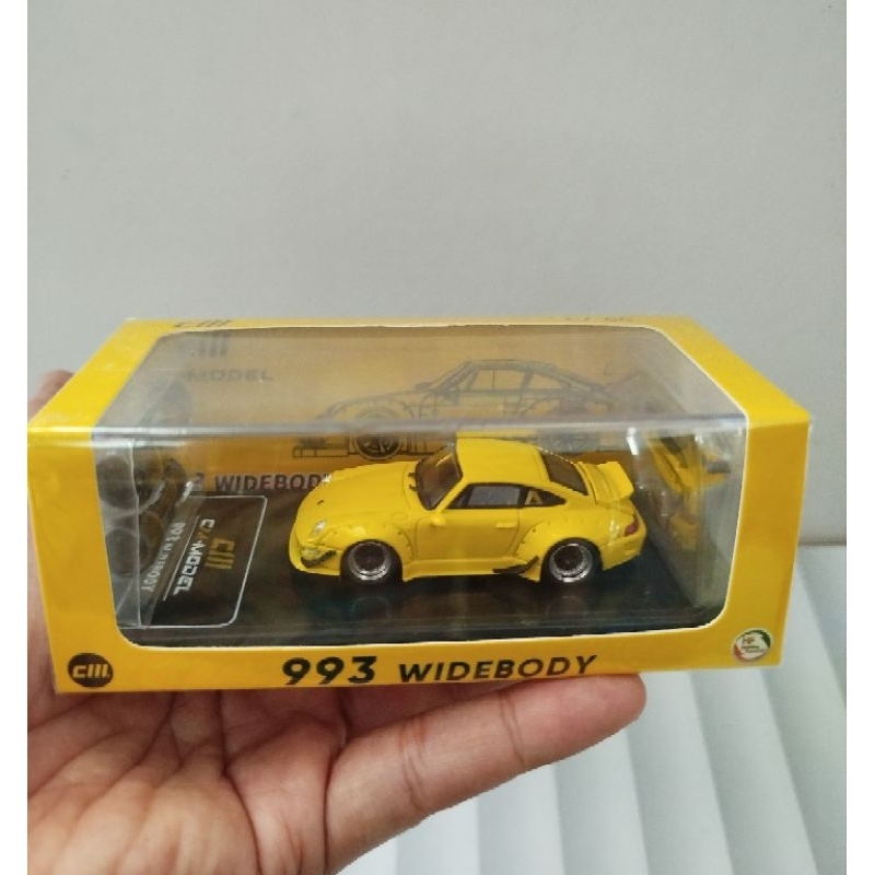 PORCHE RWB 993 WIDEBODY YELLOW