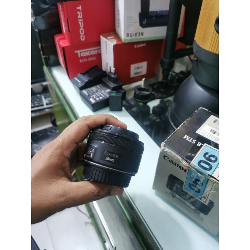 lensa fix 50mm stm canon