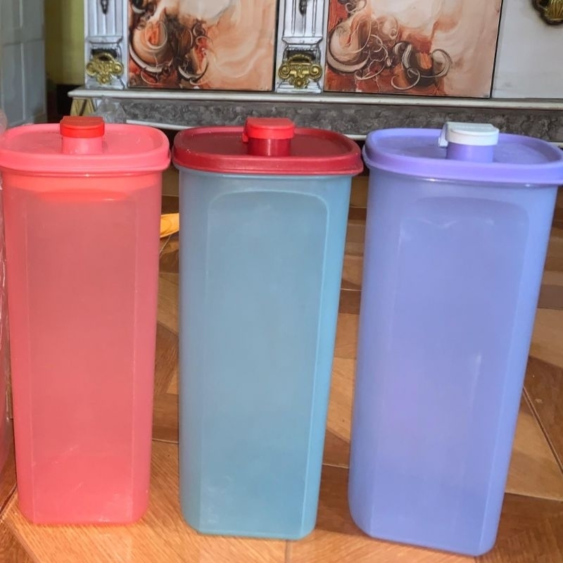 BARU Tupperware Slim Line