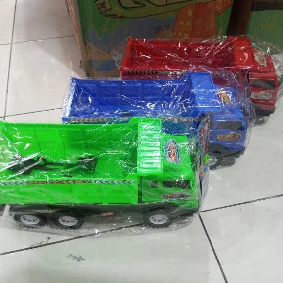 Mainan Mobil Truk Bak Pasir Dump Besar  ST 2062 Mainan Mobil Truk Bak Plastik Random