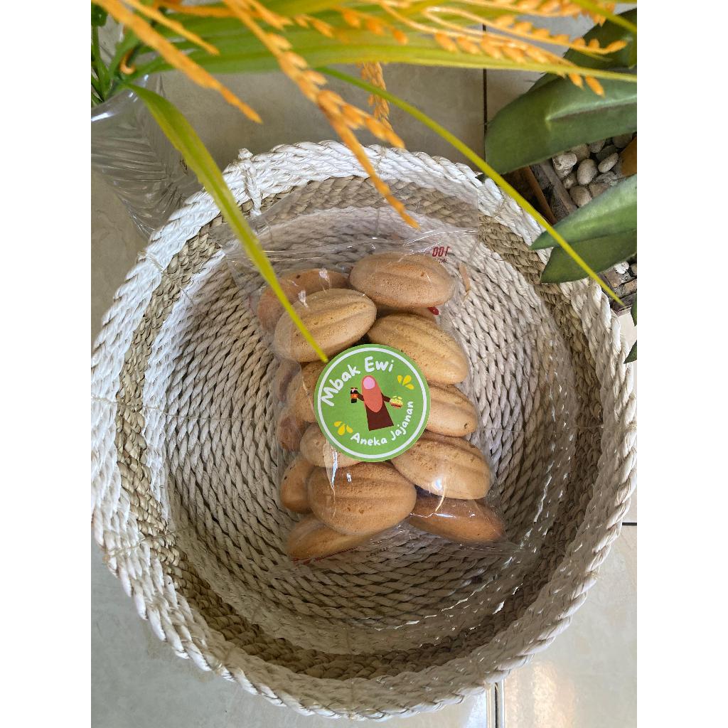 

BOLU Kering / Bolu Cubit / Bolu Klemben / Bolu Perahu