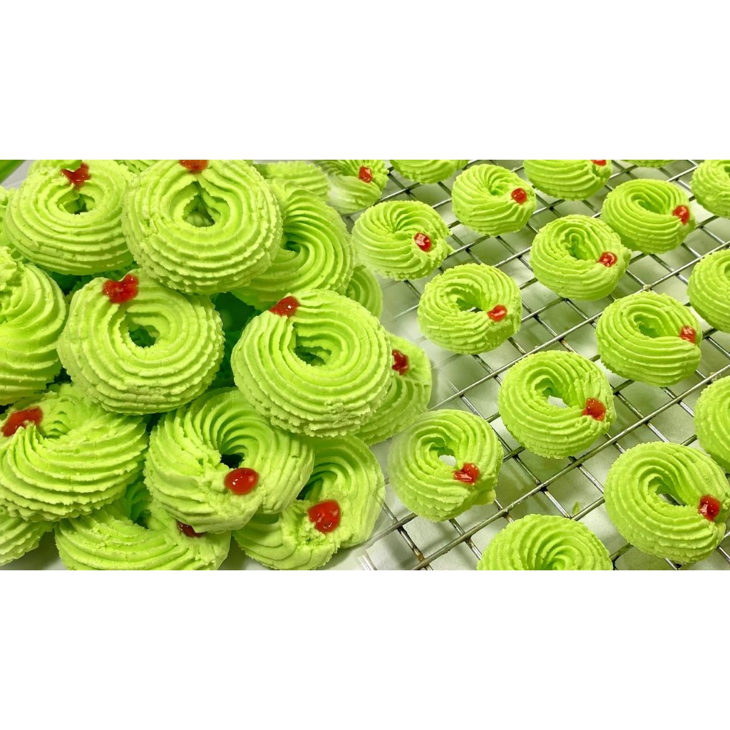 

kue kering pandan toples