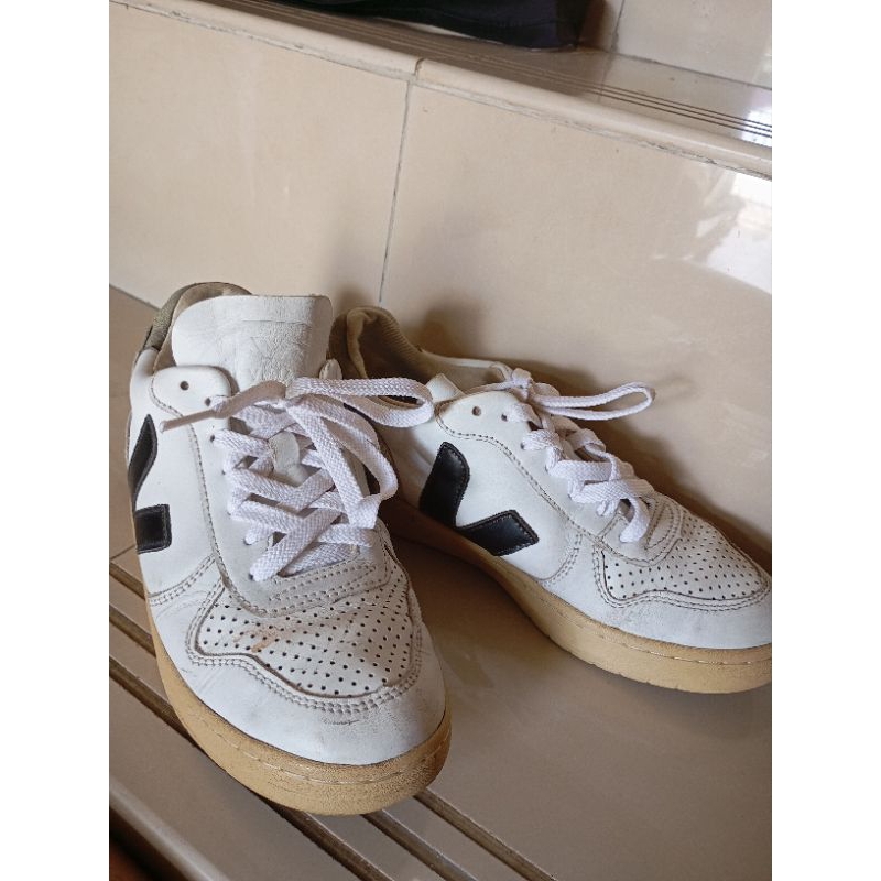 VEJA PRELOVED 37