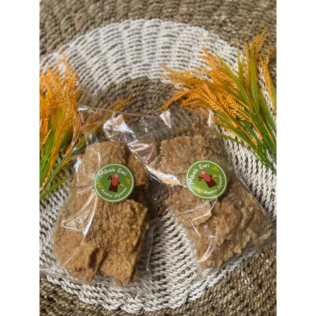 

KRIPIK KERIPIK TEMPE RENYAH MURAH