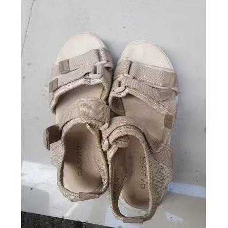 sepatu sandal gabino 38