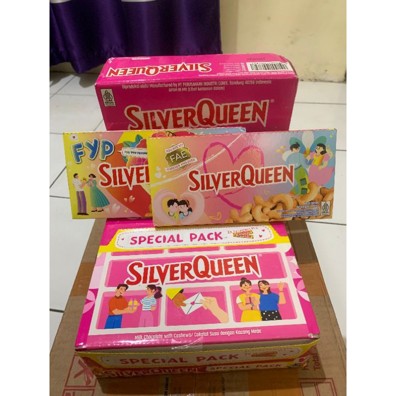

SILVERQUEEN 55gram Perbox isi 20pcs Cashew dan Almond