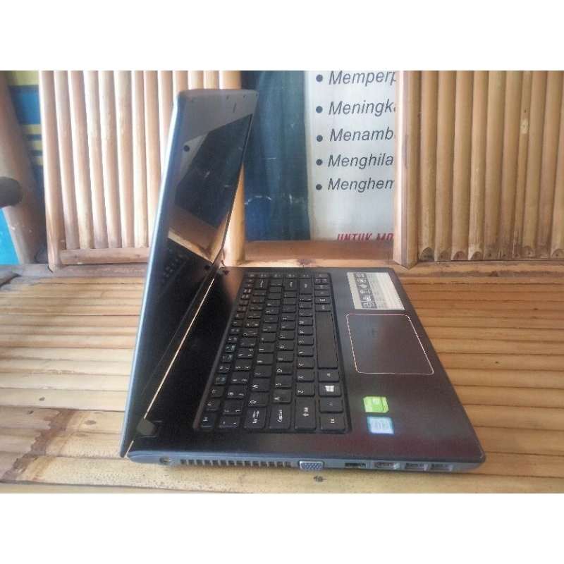 Laptop Acer Aspire E5-475G/Intel core i7-7500u/RAM 4GB/SSD128gb+ HDD 1TB/VGA Nvidia GeForce940mx