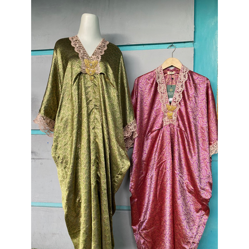 kaftan brand EXTU