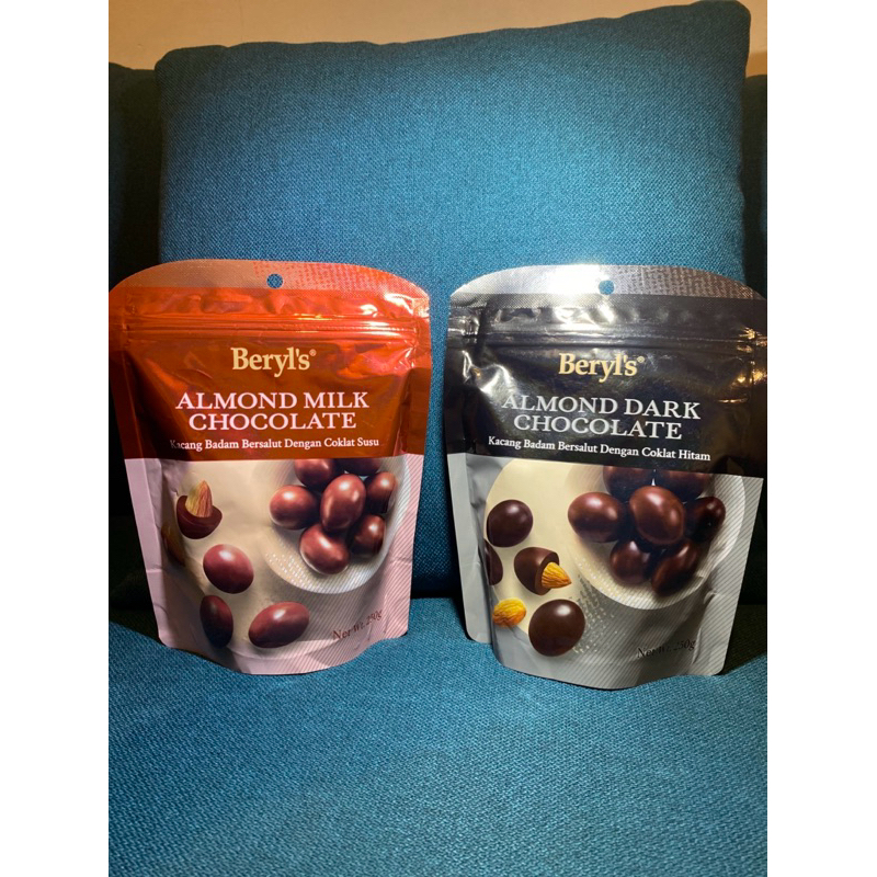 

Beryl's Almond Chocolate Pouch 250gr