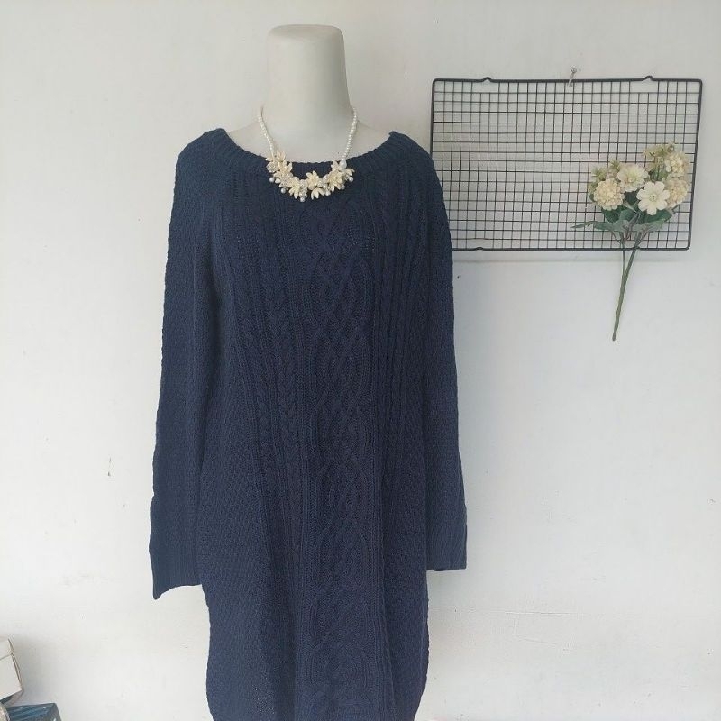 Atasan kepang rajut GU uniqlo