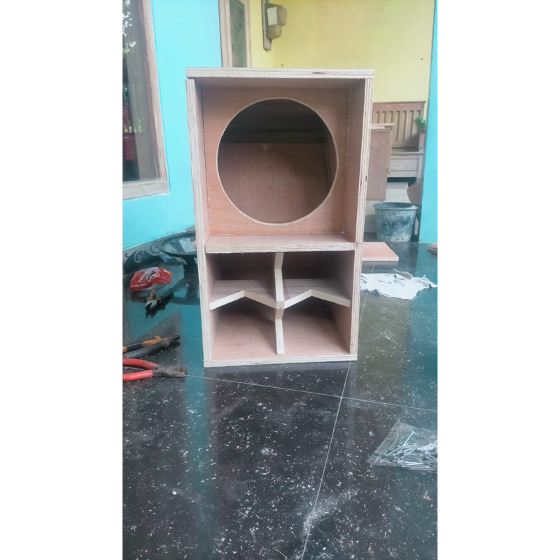 Box Subwoofer CBS 12 inch tebal 18ml