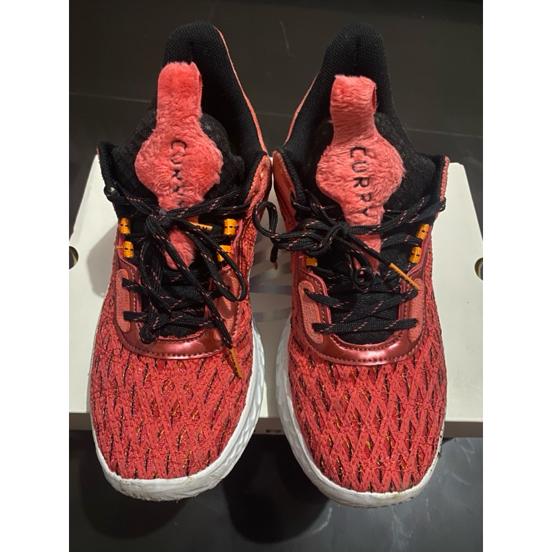 Sepatu Basket Curry 9 Flow “Elmo/Red Rouge” size 40,5 / 25,5cm