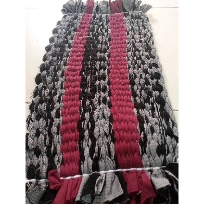 Keset Kain Anyam Bandung Nyerap  Air Super Tebal dan Kuat Motif Random