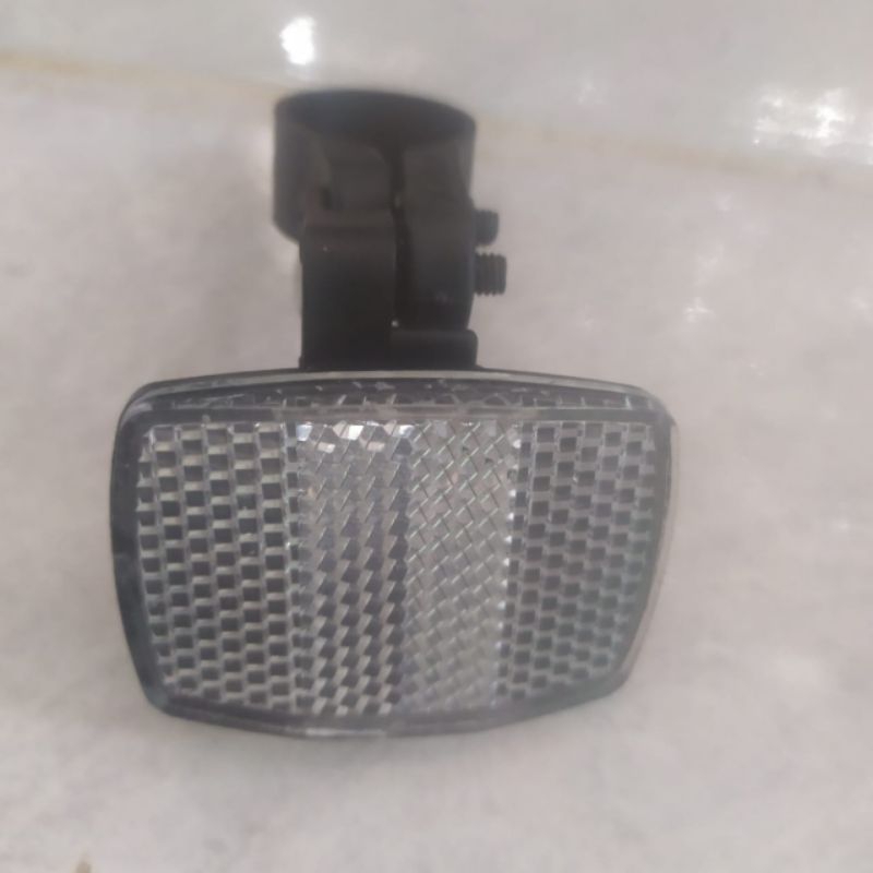 Accesories sepeda mata kucing