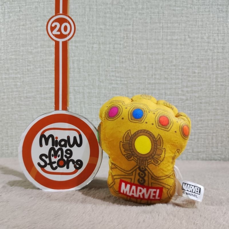 Ganci Gantungan Kunci Boneka Infinity Gauntlet Stones Tangan Tanos Original Marvel New Tag