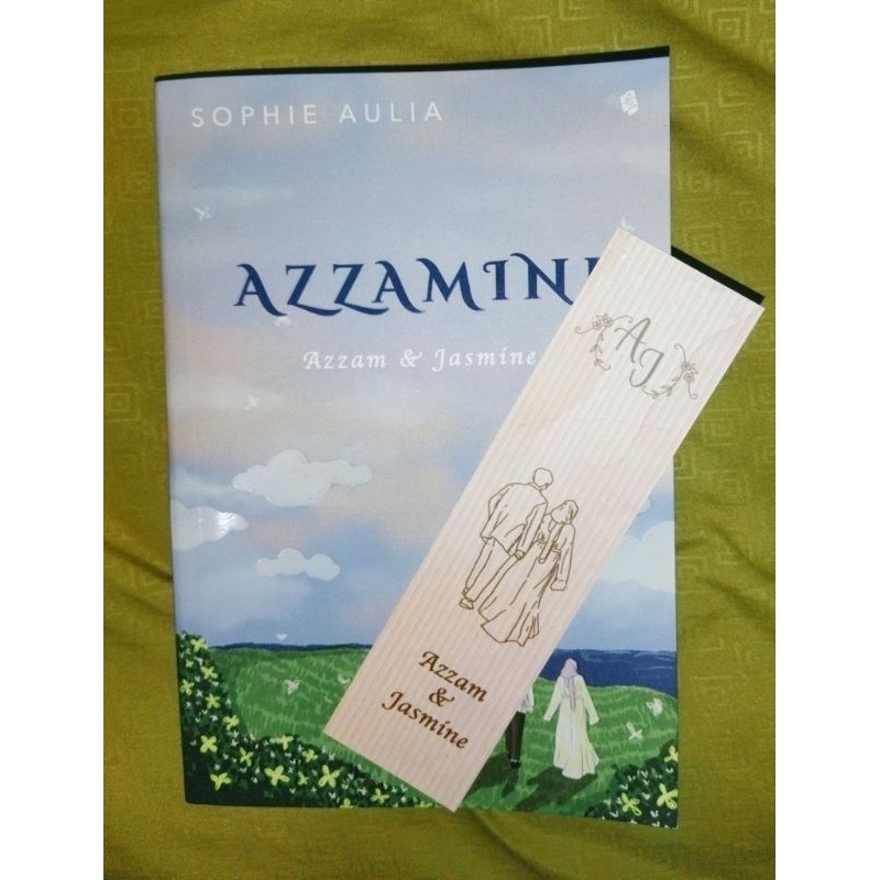 Novel Azzamine soft cover with ttd + free poster