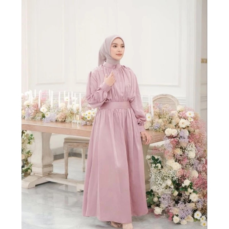 Preloved dress Vanilla hijab pink
