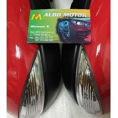 Sepasang spion Mazda 2 tipe R merah 2012-2013