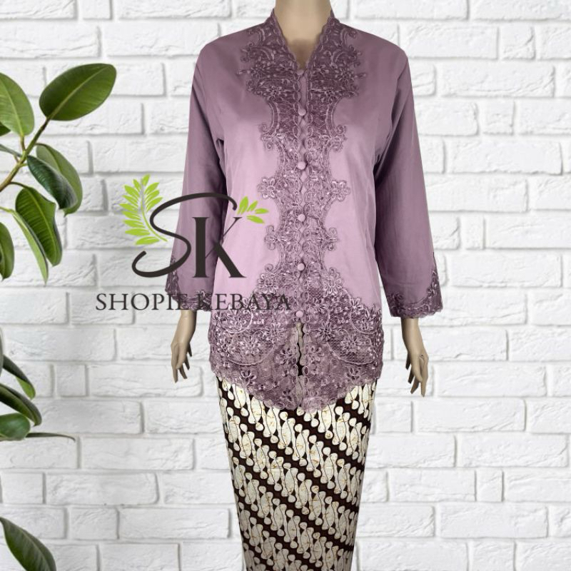 Kebaya Encim Bordir Anak Smp