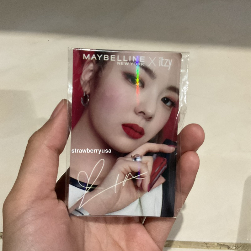pc photocard LIA itzy x maybelline new york 2021