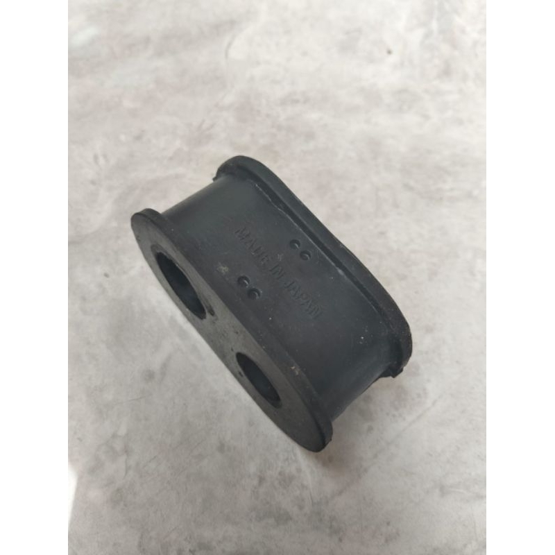 Karet stabil/Stabilizer Panther 2.3 lubang 2