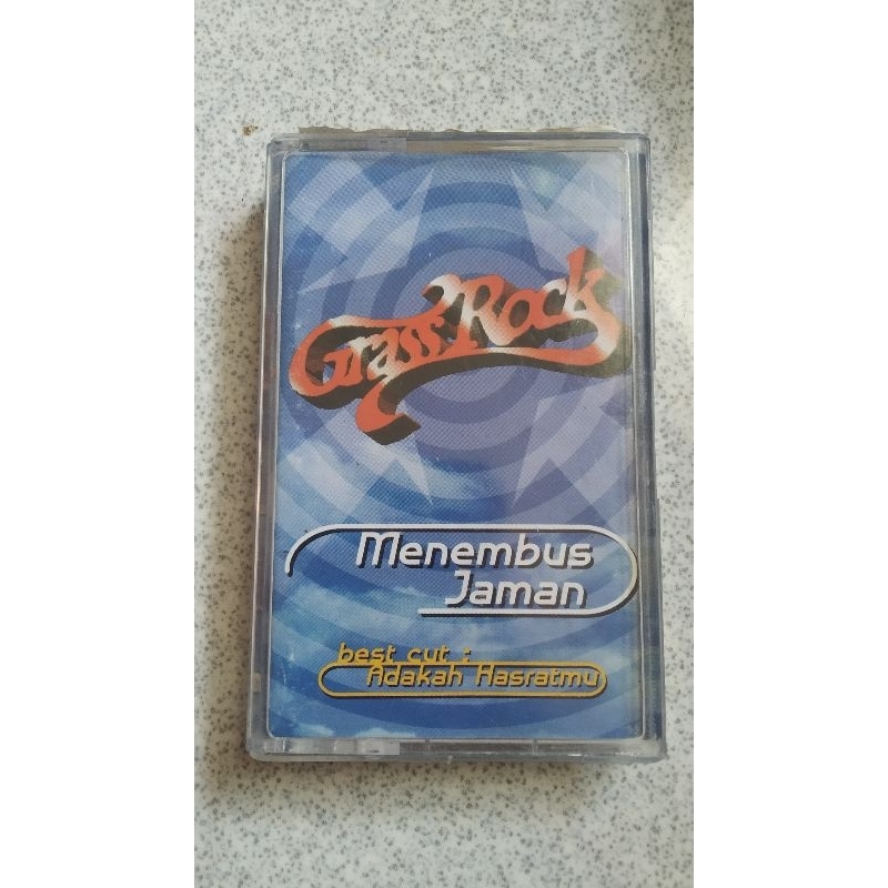 kaset pita grass rock-menembus jaman