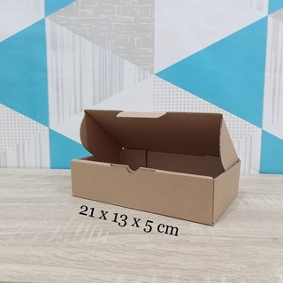 

Kardus 21x13x5 cm...Die Cut kotak aksesoris dll