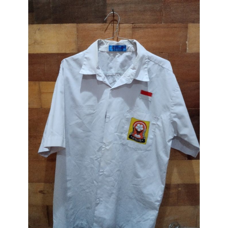 Kemeja seragam SMP Size 17 Preloved