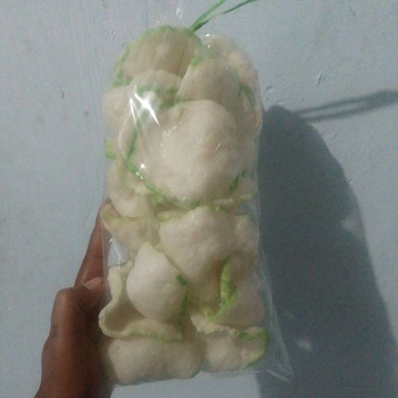 

krupuk upil atau krupuk goreng pasir