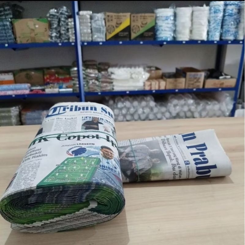 KORAN bekas kondisi bersih dan rapi (korea/lokal)