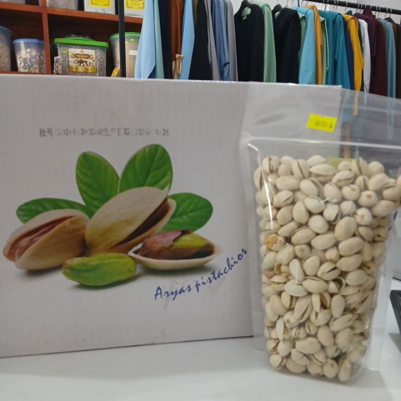 

kacang pistachio 400g