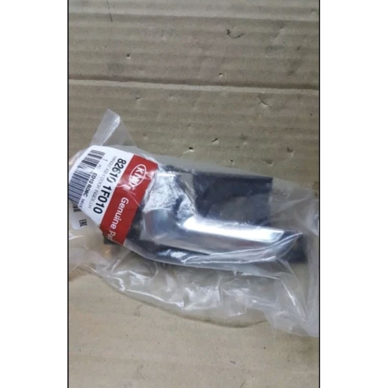handle dalam tarikan pintu KIRI kia sportage 2 original