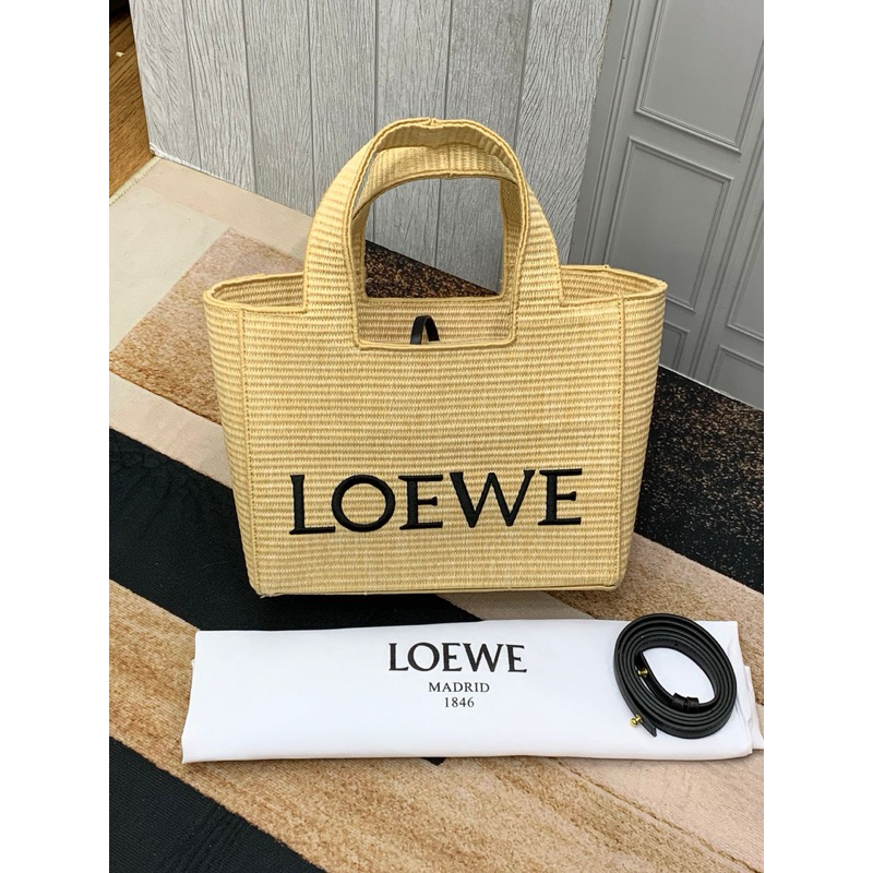 LOW EEEE RAJUT ANYAM