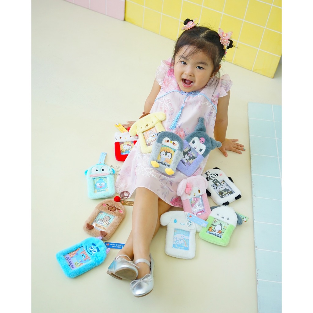 

FURRY CARD HOLDER (POLOS TANPA NAMA)