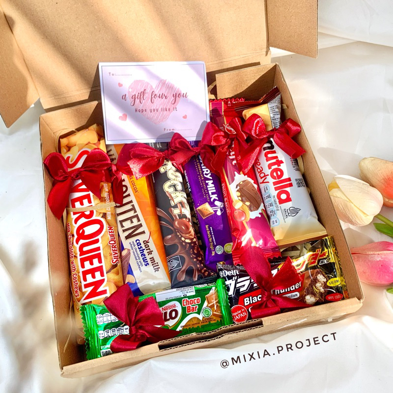 

Kado Ulangtahun Cewek Valentine Hampers Cokelat Hampers Wisuda Anniversary