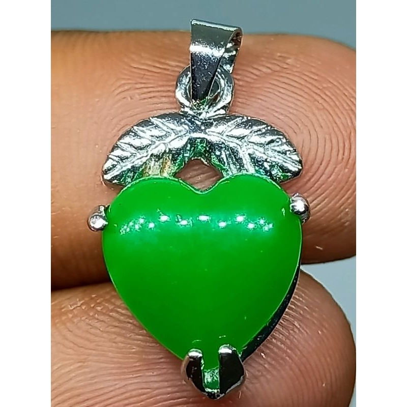 Liontin Bandul Batu Giok Hijau , Model Love , Natural