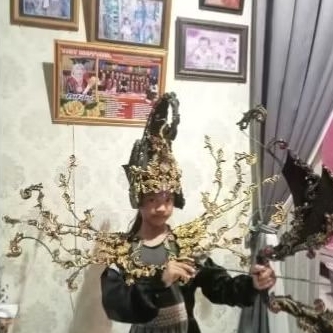 Maskot srikandi/maskot karnaval