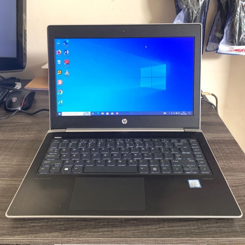 Laptop Core i3 gen 7 HP RAM 8GB SSD 256GB second berkualitas