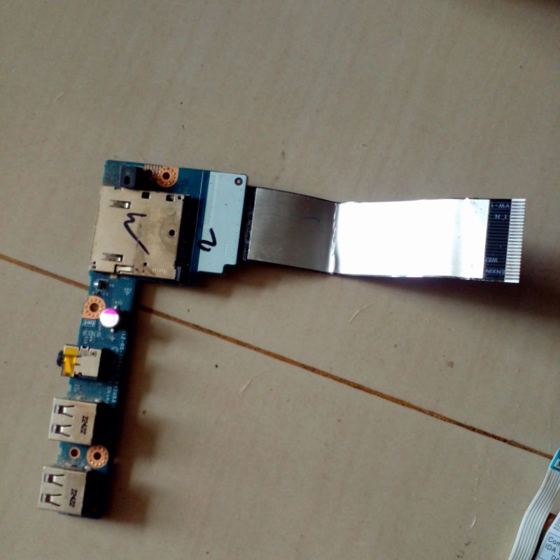 Childboard Laptop Lenovo Ideapad S300