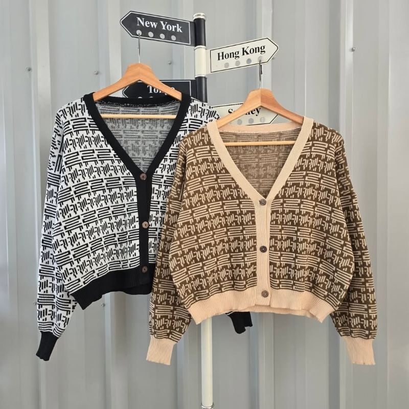 Abstract knit Outer