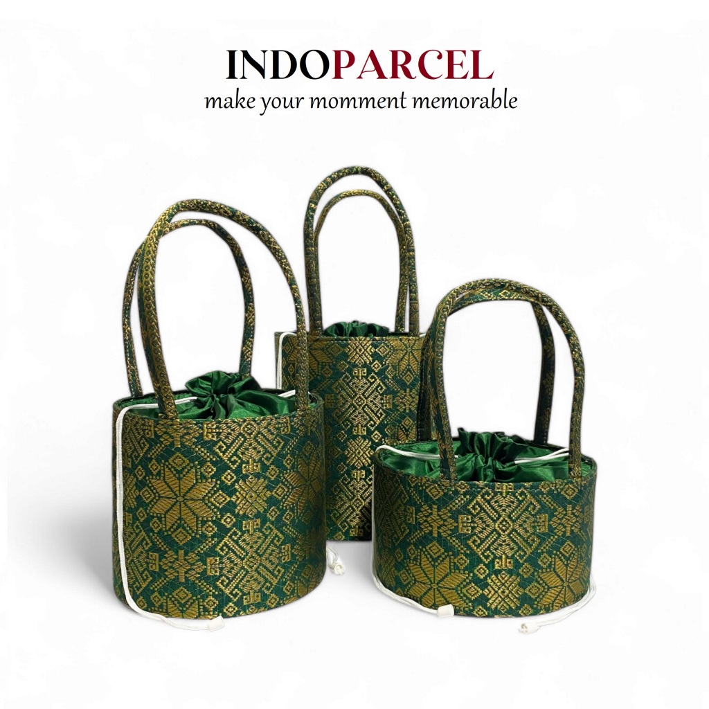 

INDOPARCEL - Tas Parcel Songket Tabung Tas Hampers Keranjang Goodie Bag Songket Tas Souvenir Tas Keranjang Terbaru Tas Bingkisan
