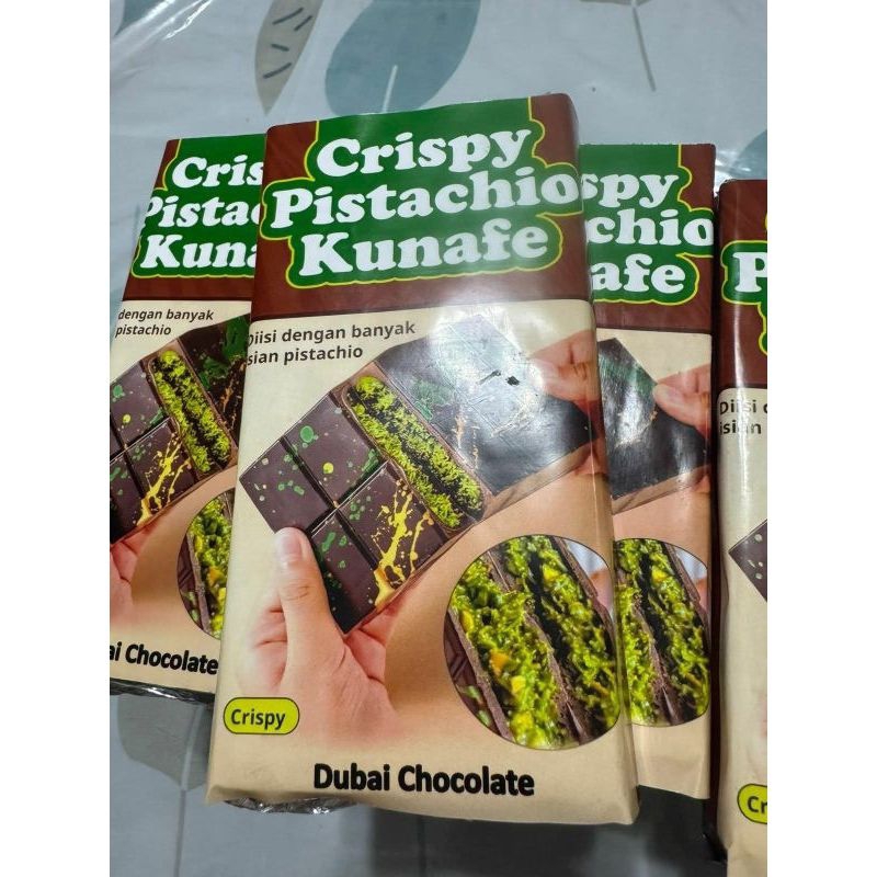 

COKLAT DUBAI KUNAFA PISTACHIO VIRAL(berat 295gram)